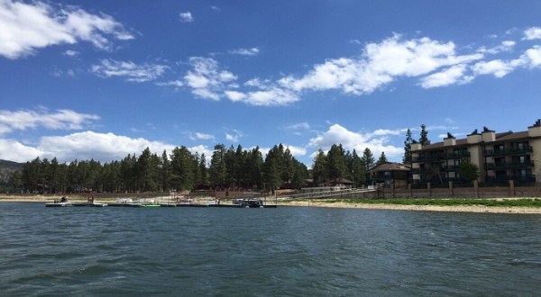 The Gorgeous Big Bear Lake In Southern California Might Just Be Your New Favorite Swimming Spot