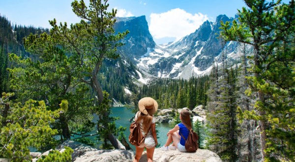 Dream Lake Is An Easy Hike In Colorado That Takes You To An Unforgettable View