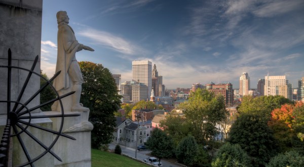 This Author-Themed Walking Tour Of Providence, Rhode Island’s East Side Is Perfect For Your Next Outing