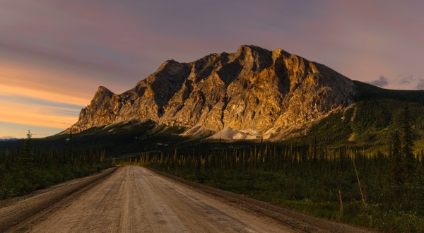 Hop In Your Car And Take The Dalton Highway For An Incredible 400 Mile Scenic Drive In Alaska