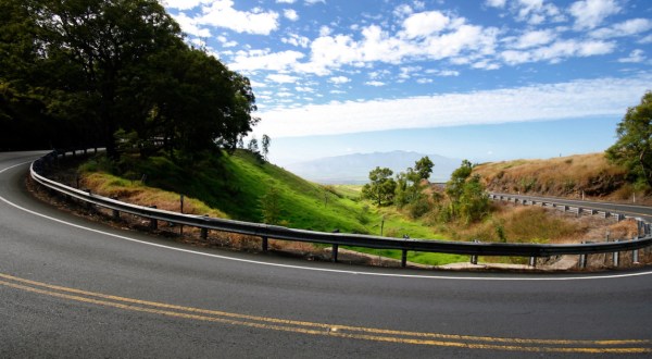 These 14 Beautiful Highways In Hawaii Are Perfect For A Scenic Drive