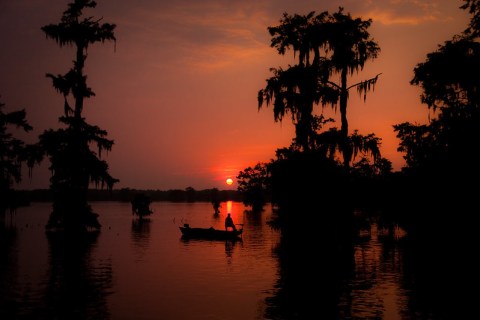 The Sunrises At This Lake In Louisiana Are Worth Waking Up Early For