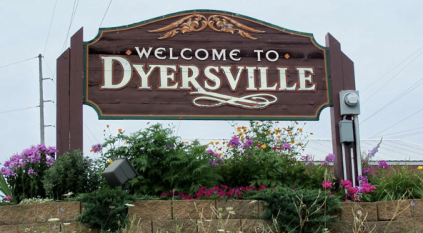 It’s Official: Iowa’s Very Own Dyersville Is One Of The Country’s Best Small Towns To Visit This Year