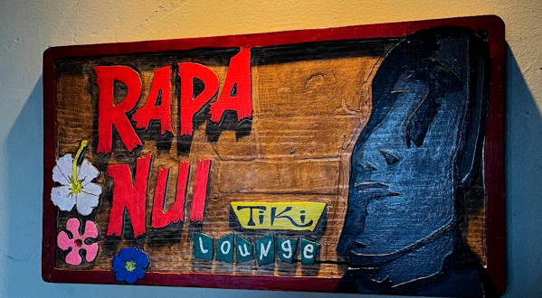 You’ll Be Feeling All The Island Vibes At Rapa Nui Tiki Lounge In Bend, Oregon