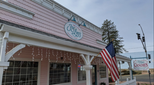 Joy Lyn’s Candies Is A Sweet Little Candy Shop In The Small Town Of Paradise In Northern California