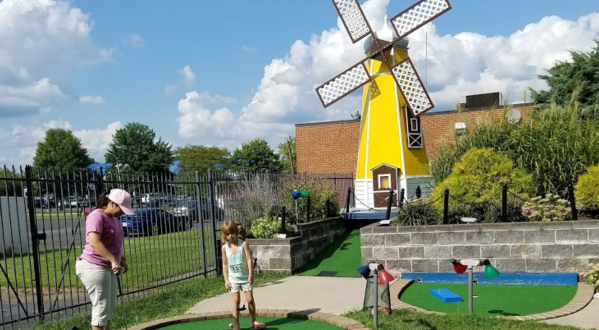 One Of The Best Mini Golf Courses In Virginia, The Magic Putting Place Will Make You Feel Like A Kid Again