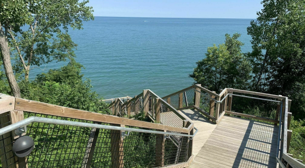 Hike Ohio’s Lake Erie Coast Along The Eagle View, Shoreline, Bluff, And Lakeview Loop Trail
