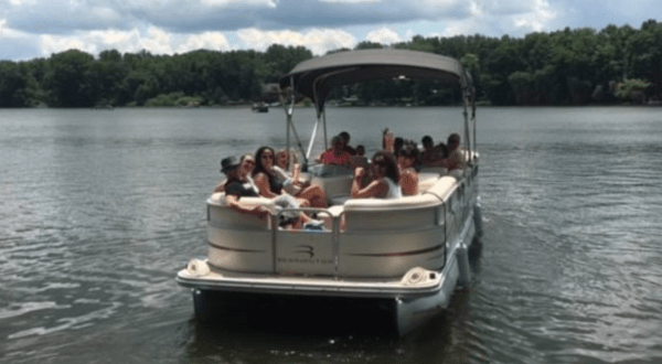 Cruise Ohio’s Portage Lakes Aboard This One-Of-A-Kind Pontoon Charter Service