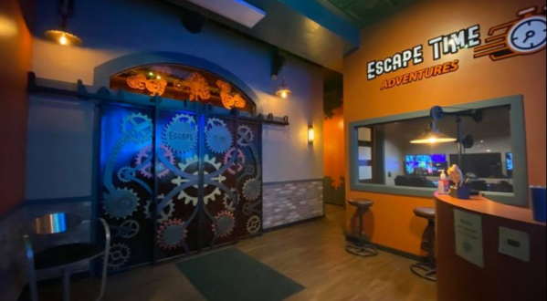 Break Your Way Out Of Themed Escape Rooms At Escape Time Adventures In New York
