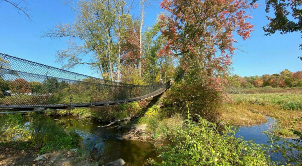 The Exhilarating Swinging Bridge Hike In Connecticut That Everyone Must Experience At Least Once