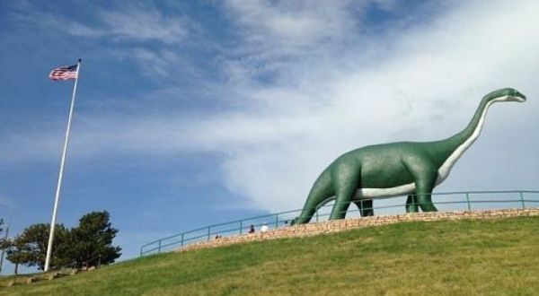 There’s A Dinosaur-Themed Park In South Dakota Called Dinosaur Park