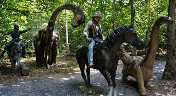 22 Quirky Roadside Attractions That Will Remind You How Weird America Is