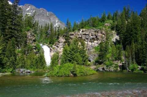 Running Eagle Falls Trail Is An Easy Hike In Montana That Takes You To An Unforgettable View