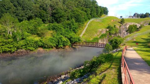 Hike Up And Around The Buford Dam When Your Trek Laurel Ridge Trail In Georgia