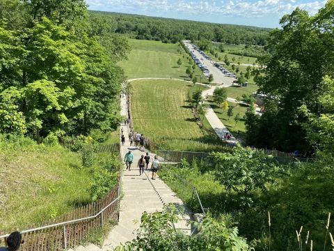 Swallow Cliff Woods In Illinois Features A 100-Foot Bluff, Beautiful Trails, And Even Fitness Stairs