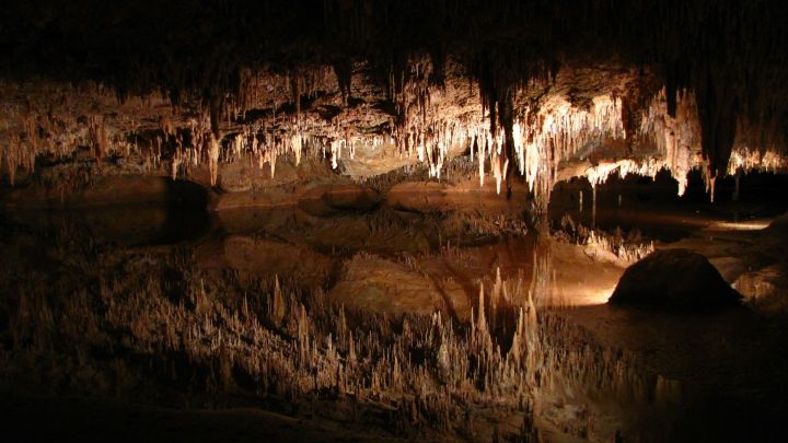 a reflection photo of Luray Caverns in Virginia