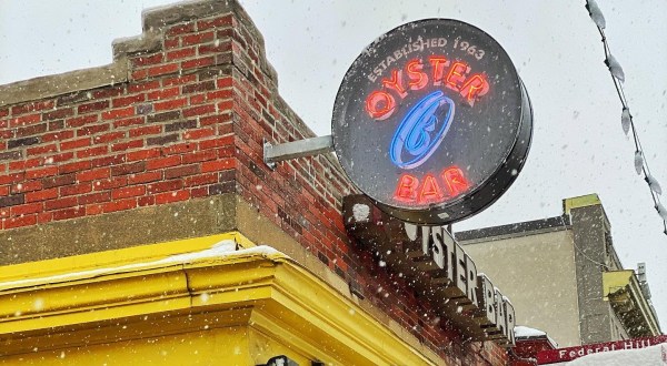Providence Oyster Bar In Rhode Island Claims To Have The World’s Best Seafood