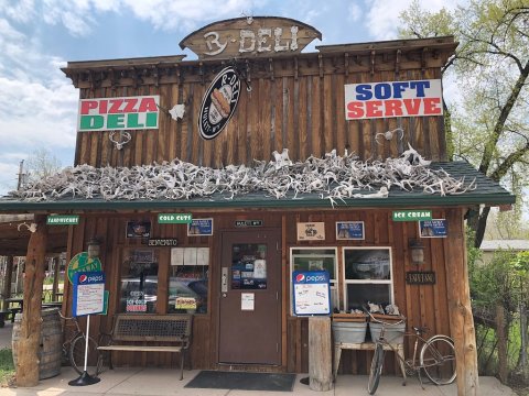 The Biggest Sandwiches In Wyoming Can Be Found Right Next To Devils Tower National Monument