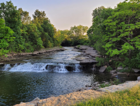 Waterfall Park Is A Little-Known Park In Kansas That Is Perfect For Your Next Outing