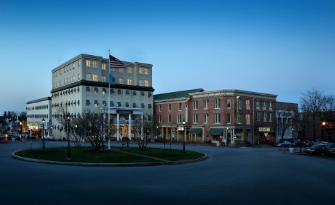 The Gettysburg Hotel In Pennsylvania Is Among The Most Haunted Places In The Nation