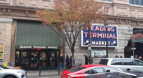 Reading Terminal Market Is A Food Hall In Pennsylvania With 78,000 Square Feet Of Restaurants And Shops