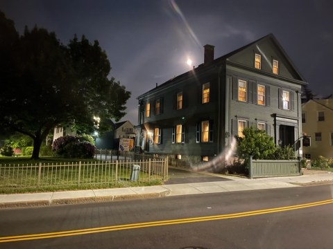 Stay At A B&B Where One Of The Most Famous Murders In Massachusetts Occurred