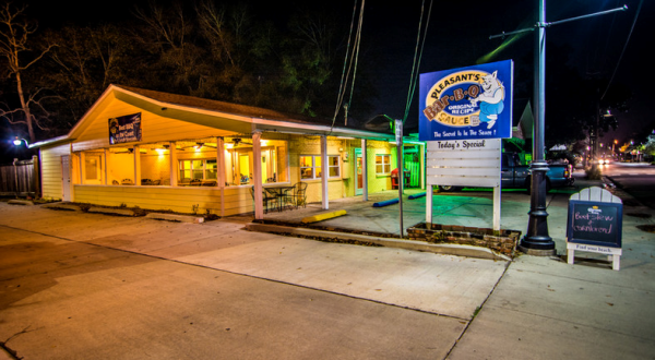 Opened Since The 1980s, Pleasant’s Bar-B-Q Is One Of The Oldest Restaurants On Mississippi’s Gulf Coast