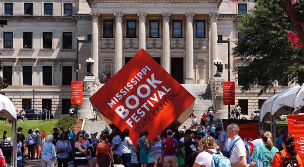 The Mississippi Book Festival Is Basically A Literary Lawn Party, And You Don’t Want To Miss It        