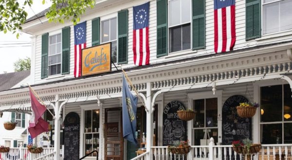 A Trip To One Of The Oldest General Stores In New Hampshire Is Like Stepping Back In Time
