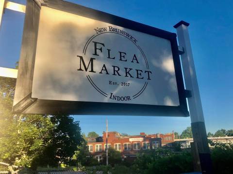 Everyone In Connecticut Should Visit The Epic New Brunswick Flea Market At Least Once