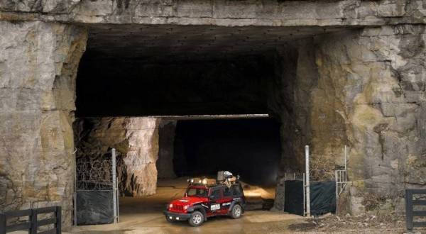 Explore An Expansive Underground World On This Tram Tour In Kentucky