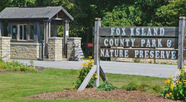 Spend The Day With Several Kinds Of Critters At This Gorgeous Indiana Wildlife Refuge