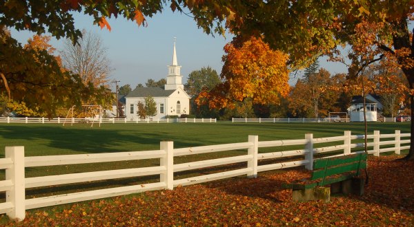 For A Nice Break Escape To This Small Picturesque Town In Vermont