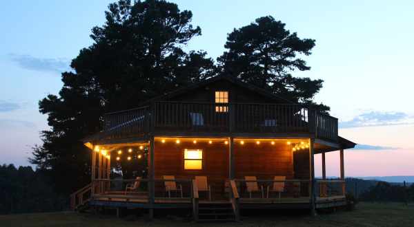 Enjoy A Secluded Stargazing Show At The Stargazing Cabin In Arkansas