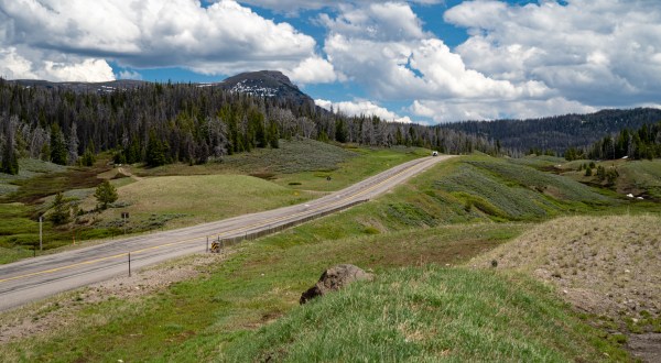 Drive Over Togwotee Pass And Picnic With A View Of The Wind River Range For A Quiet Wyoming Adventure