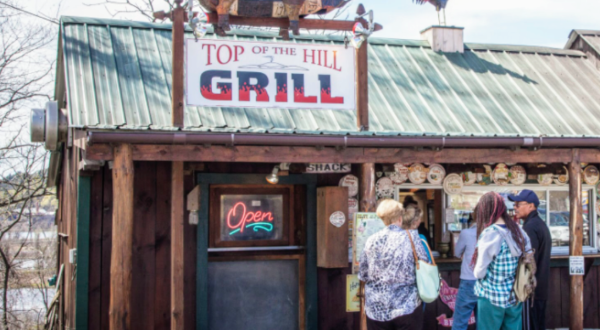 Get Ready To Chow Down On Ribs And So Much More When You Dine At This Restaurant In Vermont