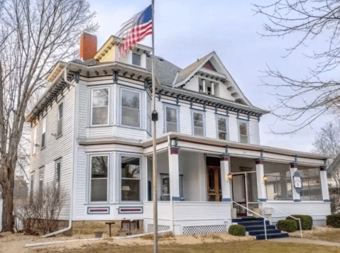 Step Back In Time To 1876 When You Stay In This Nearly 150-Year-Old Minnesota Airbnb
