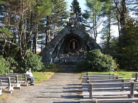 There’s A Monastery Hidden Near The River In Maine And You’ll Want To Visit