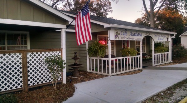 Alabama’s Best Seafood Is Served At Café Acadiana, A Small-Town Restaurant That’s Big On Flavor