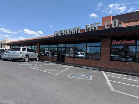 American Eat Co. & Market Is A Food Hall In Arizona With 7 Restaurants And An Arcade