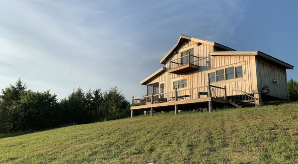 Disconnect And Relax At This Beautiful Off-The-Grid Cabin In Kansas
