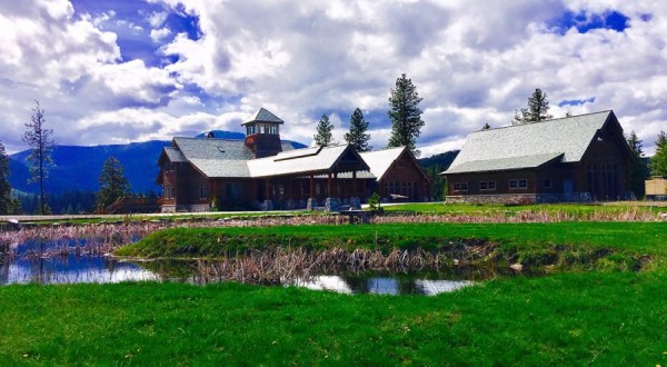 Relax And Unwind At This Perfectly Peaceful Montana Lodge