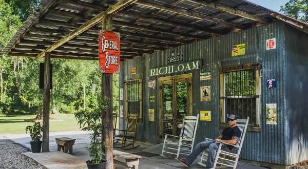 A Trip To One Of The Oldest General Stores In Florida Is Like Stepping Back In Time