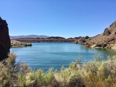 This Secret Lakefront Summer Destination Is An Oasis Within An Arizona City Park