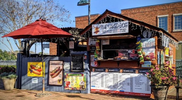 The Naked Dog In Georgia Is A Tiny Roadside Cart With Legendary Hot Dogs