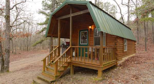 An Overnight Stay At This Secluded Cabin In Arkansas Costs Less Than $100 A Night And Will Take You Back In Time