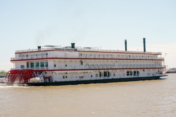 river boat cruises in illinois