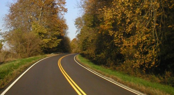 5 Roads In Missouri That Are Pure Bliss In The Fall