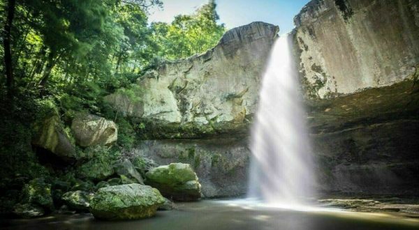 7 Of The Greatest Waterfall Hiking Trails In Indiana For Beginners