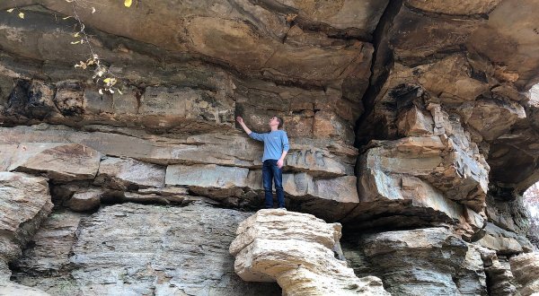 Walk Through 1,500 Acres Of Rock Formations At Mississippi’s Tishomingo State Park